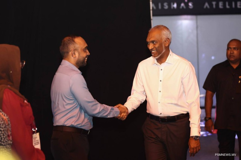 ފޮޓޯ: "ޔޫތު ކޮފީ ވިތު ޕްރެޒިޑެންޓް" އިވެންޓް