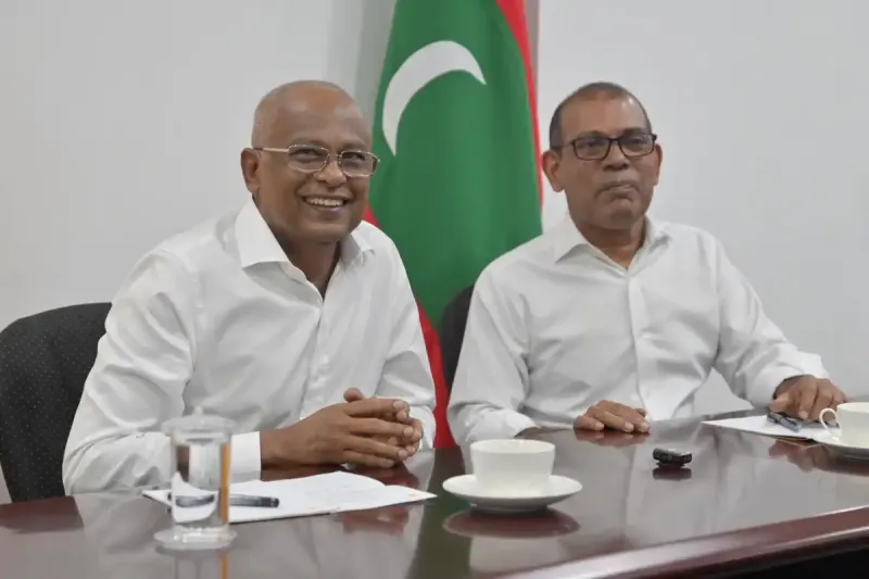 ރައީސް ޞާލިހާއި ރައީސް ނަޝީދު: ޚިޔާލު ތަފާތުވިޔަސް އެކުގައި ކުރިއަށް ދެވޭނެ ގޮތް އަބަދުވެސް ހޯދި، ވިދާޅުވީ ދެބަސްވުމެއްގައި މާ ގިނަ ދުވަހު ނުތިބެވޭނެ ކަމަށް