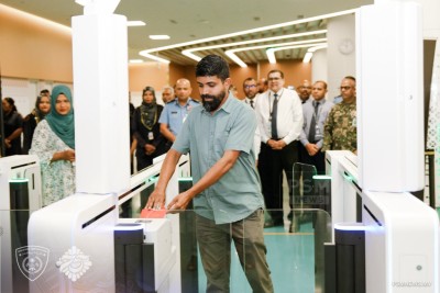 އައު ޓާމިނަލުގައި ޒަމާނީ އީގޭޓް ބޭނުންކުރަން ފަށައިފި