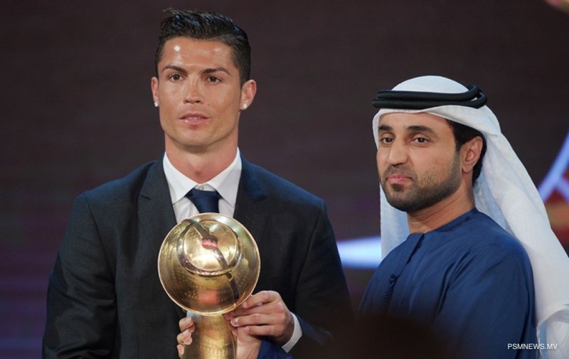 ހުއްޓާލާނީ 1000 ގޯލު ޖަހާފައި: ރޮނާލްޑޯ