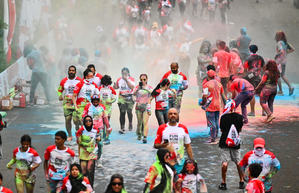 ބިބް ނަމްބަރު ސާޗުކޮށްގެން ފަންރަންގެ ފޮޓޯތައް!