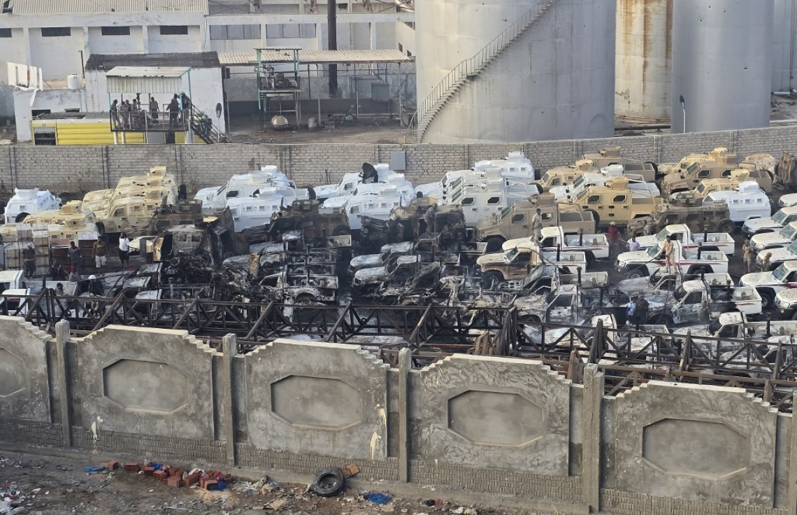 ސައުދީން ދިފައިވާ މުހުލަތަށް ޔަމަނުގައި ތިބި ޔޫއޭއީ ސިފައިން ގެންދަނީ