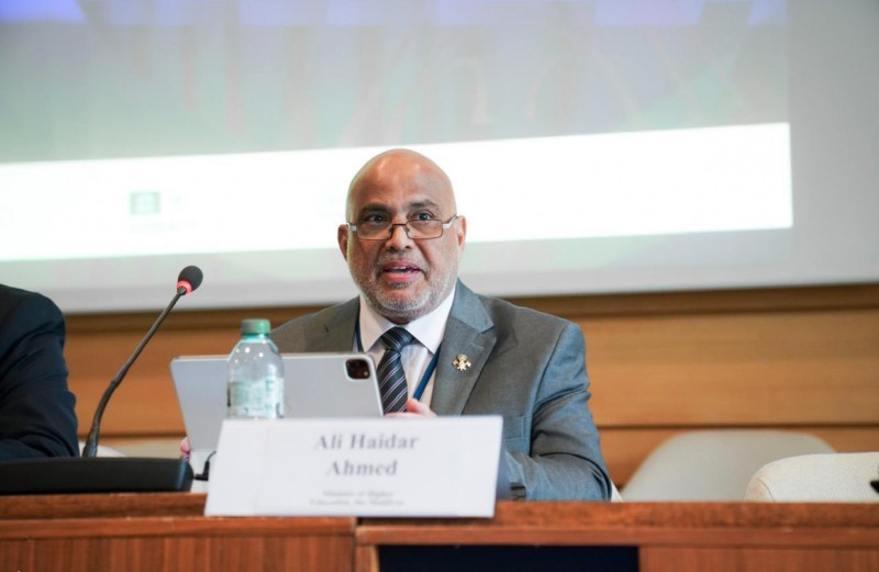 އަހަރު ނިމޭއިރު، ސްޓޫޑެންޓް ލޯނަށް ޚަރަދުކުރި އަދަދު މިދިޔަ އަހަރަށްވުރެ 20 ޕަސެންޓް ދަށުގައި