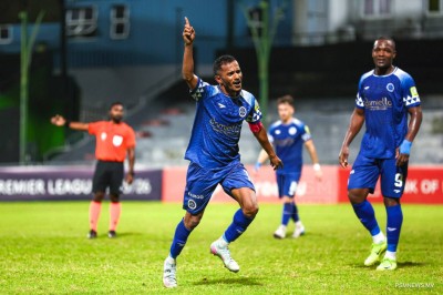 އަޝްފާގުގެ އެނބުރިއައުން، ނިއު ތިންވަނައަށް