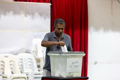 ޕީއެންސީ ޕްރައިމަރީގައި ވޯޓު ލެވޭ 21،000 މީހުންގެ ތެރެއިން، 4 ގަޑިއިރުން ވޯޓު ލީ 6،000 މީހުން