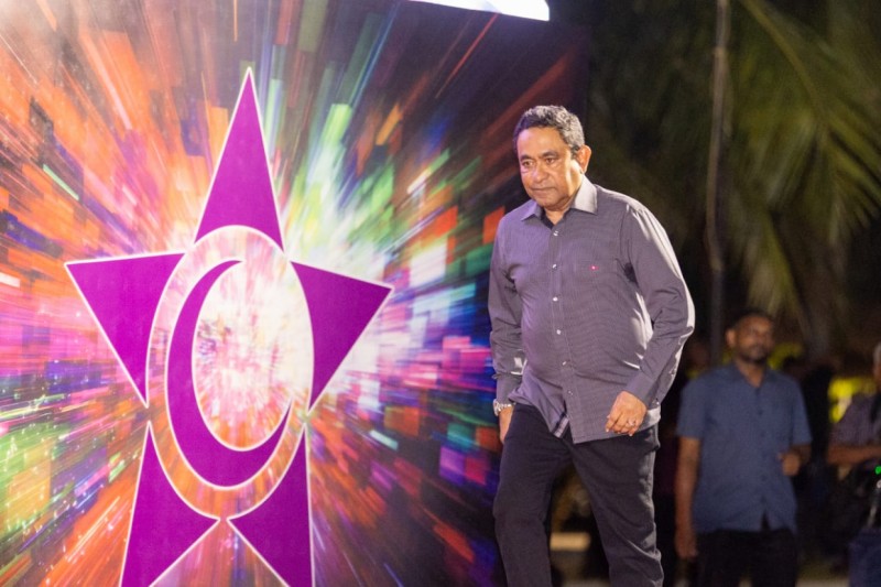 ބަޖެޓު ފޫބެއްދޭނެ ގޮތެއް ނެތް، ކަމެއް ކުރަންޏާ ޖެހޭނީ ޗާޕުކުރަން: ޔާމީން