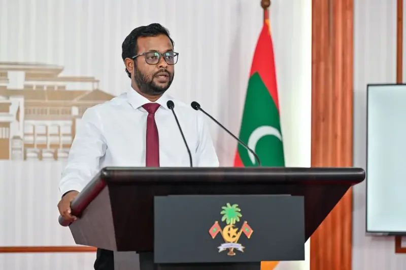 މިނިސްޓަރު މުއްތޮލިބަށް ޖެހިވަޑައިގެންނެވީ ރައީސް މުޢިއްޒުގެ ވައުދުފުޅު މާނަ ކޮށްދެއްވަން