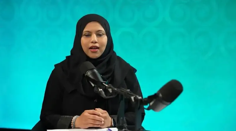 ހީނާގެ "ތަރުޖަމާނާ އެކު" ޕޮޑްކާސްޓަށް އާންމުންގެ ފާޑުކިއުން!