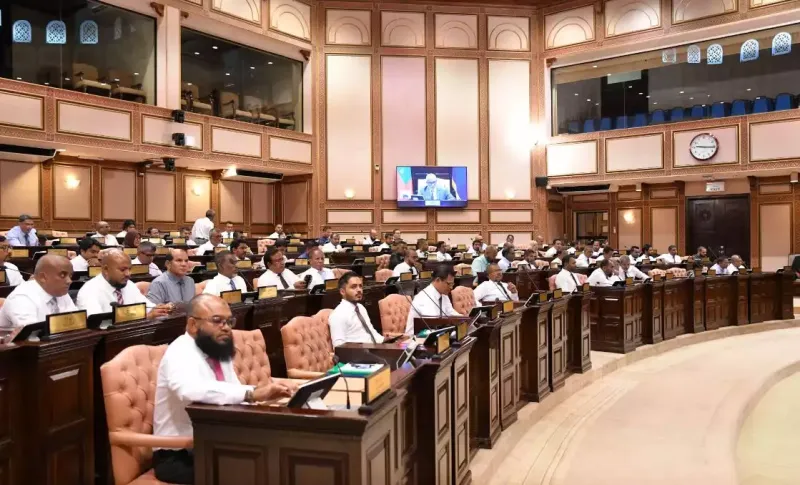 މަޖިލިސް އިންތިޚާބާއި ރިޔާސީ އިންތިޚާބު އެކުގައި ބާއްވަން ގާނޫނު އަސާސީ އަށް އިސްލާހު ހުށަހަޅައިފި