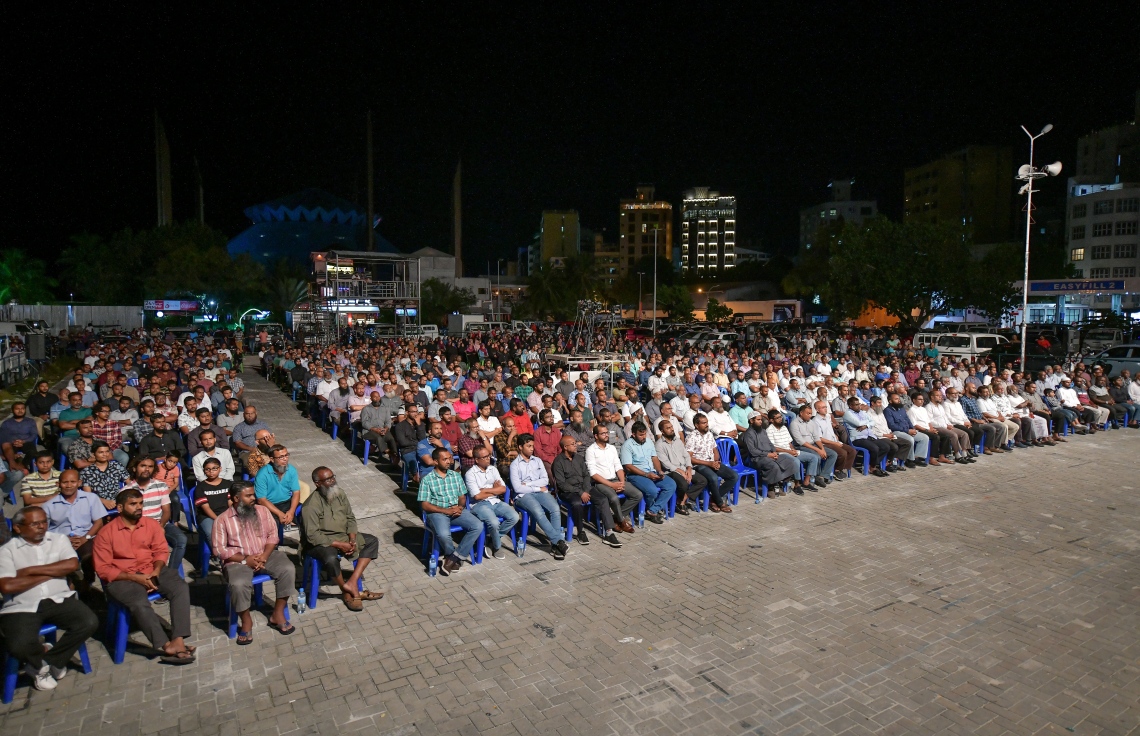 މުޖުތަމައު އިސްލާހު ކުރުމައް އޮތް އެއް ކަމަކީ ފާޑުކިޔައި ނަސޭހަތް ދިނުން