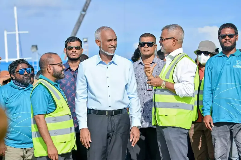 ރަސްމާލެ ހިއްކުމާ ގުޅިގެން ކުރާ ތިމާވެށީގެ މައްސަލަތަކުގެ ޝަކުވާތަކަށް ރައީސް މުއިއްޒުގެ ތިމާވެއްޓާ ބެހޭ ވަޒީރު ޖަވާބެއް ނުދެއްވި!