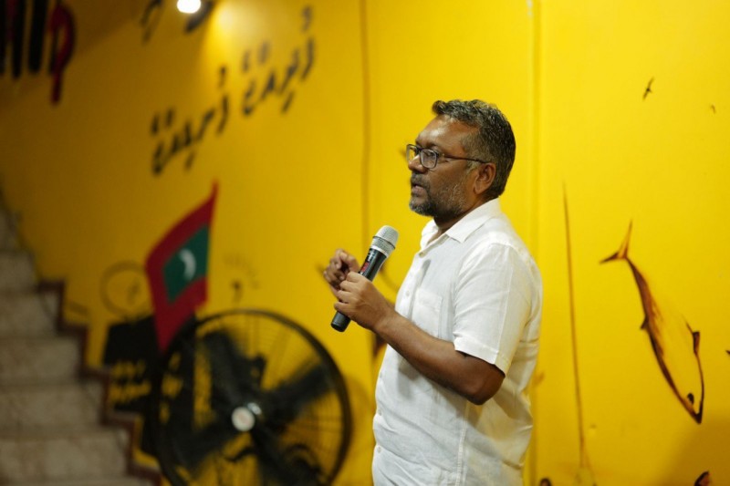 މާލޭ މޭޔަރަކީ ކޮންމެ ދުވަހަކު ސަރުކާރު ހޫނު ފެނަށްލާ މީހަކަށް ވާންޖެހޭ، އެކަން ވާނީ އަލީއަށް: ފައްޔާޒް