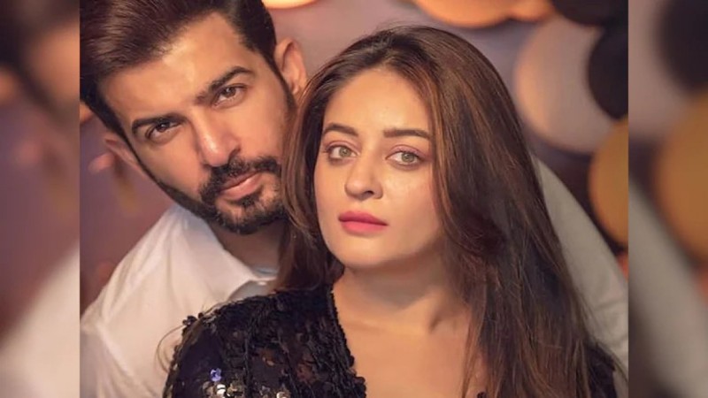 ޓީވީ ތަރިން ކަމަށްވާ ޖެއި އާއި މާހީގެ ކައިވެނި ރޫޅާލިކަން ރަސްމީކޮށް އިއުލާނުކޮށްފި