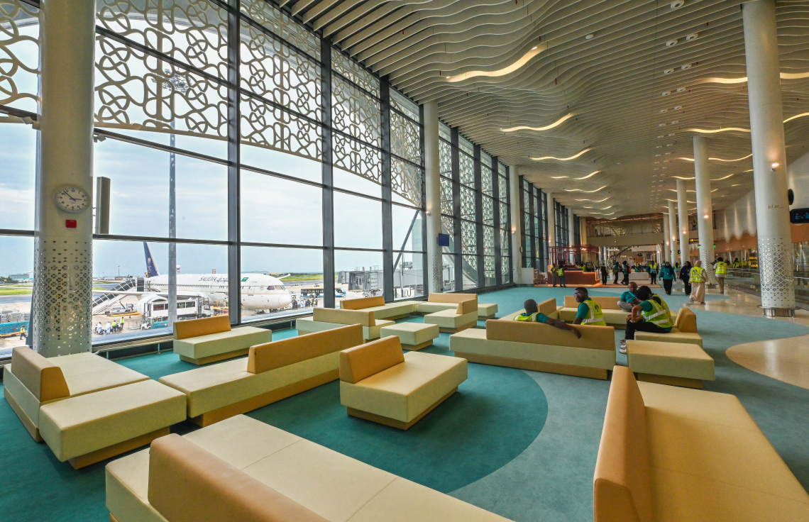 ހުއްދަ ނެތް ފަރާތްތަކުން ވީއައިއޭގައި ހިދުމަތް ނުދޭން އަންގައި، ފިޔަވަޅު އަޅާނެ ކަމުގެ އިންޒާރުދީފި