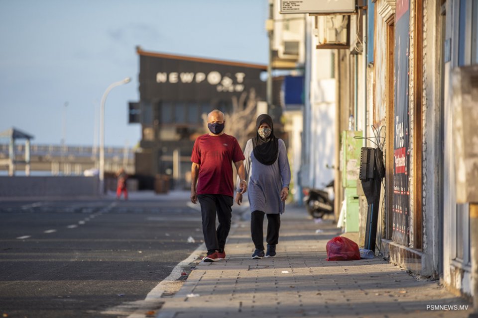 ވައި ނުސާފުވެ ރަތް އެލާޓު ނެރެފައިވާތީ ސަމާލުވުމަށް އިލްތިމާސްކޮށްފި