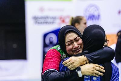 ފަސް ސެޓު ކުޅެގެން ފުނަދޫ ބަލިކޮށް ހުރައަށް ލޯ މެޑަލް