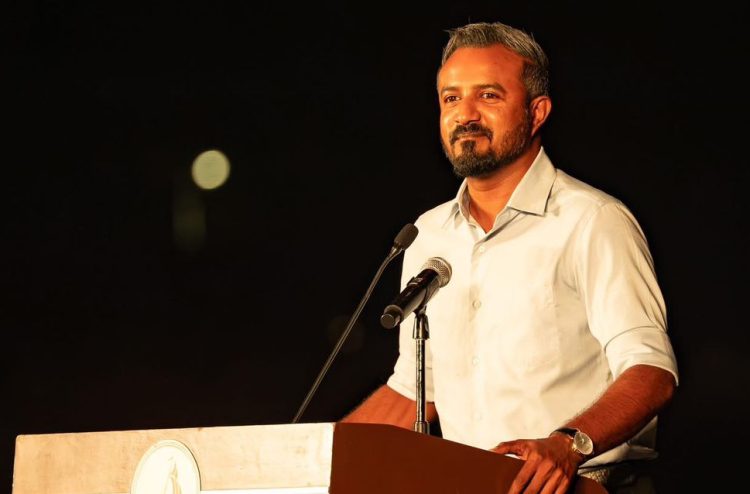 ކުޅުދުއްފުށީ މޭޔަރު އާތިފް ދެވަނަ ދައުރަކަށް ވާދަކުރައްވަނީ