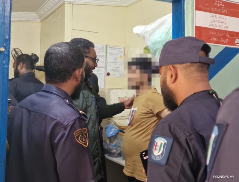 ބިދޭސީން ވިޔަފާރިކުރާ 5 ތަނެއް ބަންދު، 3 މީހަކު ހައްޔަރު