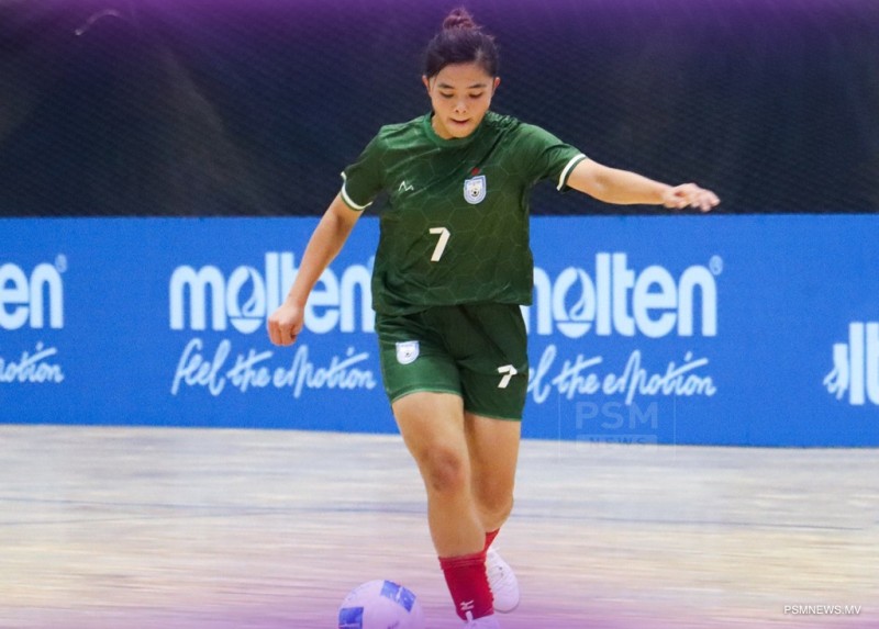 ބަންގްލަދޭޝްއިން ފަހުވަގުތު ޖެހިލަނޑުތަކާއެކު ބޫޓާން އަތުން ޕޮއިންޓެއް ހޯދައިފި