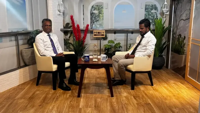 ރައީސް މުއިއްޒަކީ ވާހަކައެއް ދައްކަވަންޏާ ދޮގު ހެއްދެވޭ ބޭފުޅެއް، ހުޅުމާލޭގެ މުނިިސިޕަލް ޚިދުމަތްތައް ކައުންސިލްއާ ހަވާލުނުކޮށް ވެސް ހައްދަވަނީ ދޮގު: މޭޔަރު އާޒިމް