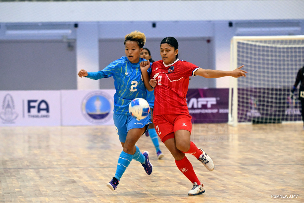 ނޭޕާލް އަތުން ބޮޑު މޮޅެއް ހޯދައި އިންޑިއާ ތާވަލުގެ އެއްވަނައަށް