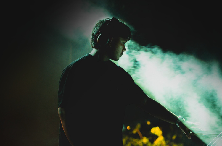 ދިރާގުން ދޭ ލޯންޗުގެ ނަސީބުވެރިޔާ ހޮވާ އިވެންޓުގައި ޑީޖޭ މީކާ