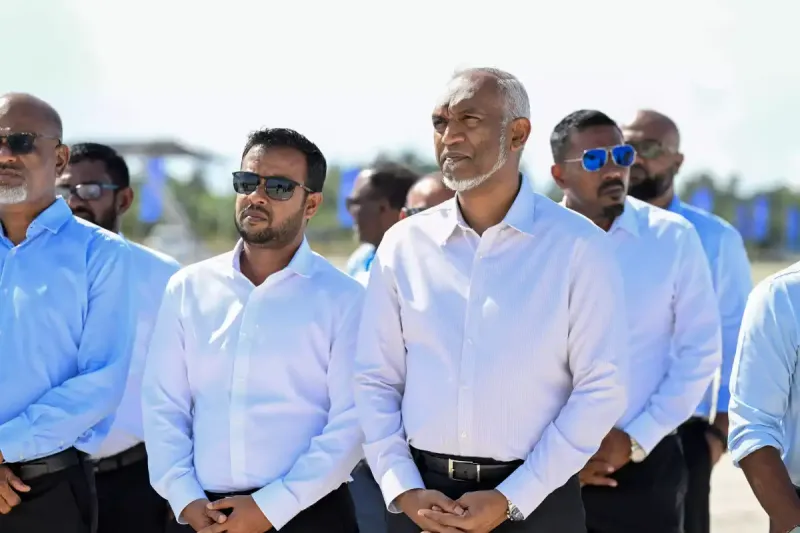 "ބޯހިޔާވަހިކަން އެންމެންނަށް" އިއުލާންކުރުން: ނޫސްވެރިންނަށް ސުވާލުކުރަން ފުރުސަތު ނުދީ ވަޒީރު އިއްވީ އެންމެ 5 މިނިޓުގެ ބަޔާނެއް!