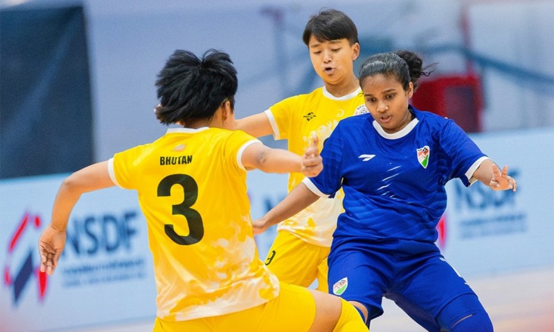 ބޫޓާން އަތުން ބަލިވި މެޗުގައި ރާއްޖެއިން ދެ ލަނޑު