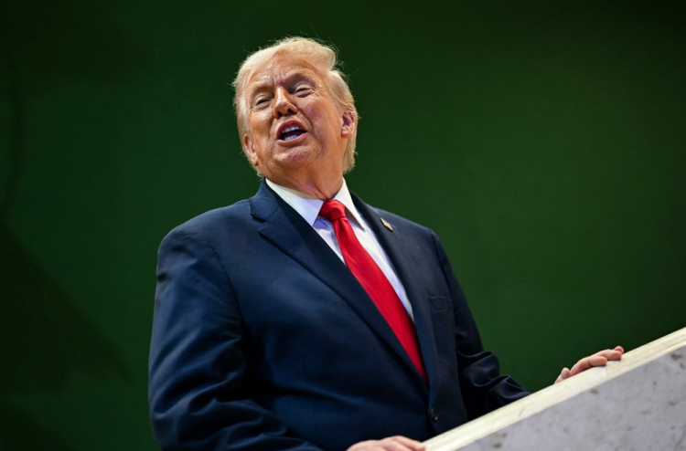 ޓްރަމްޕަކީ އެކުވެރިއަކަށްވުރެ ބޮޑަށް ދުޝްމަނެއްގެ ގޮތުގައި ދެކޭ ޔޫރަޕް މީހުން ގިނަ: ދިރާސާ