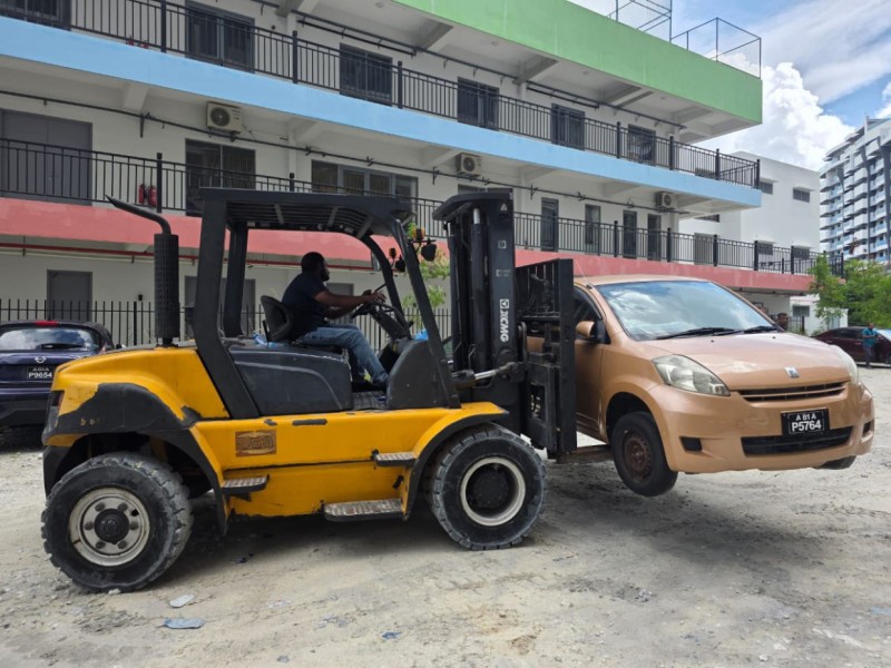 ހުޅުމާލޭން ދެ ދުވަހުން 50 އުޅަނދު ޓޯކުރި؛ ގިނައީ ގަވައިދާ ޚިލާފަށް ޕާކުކޮށްގެން