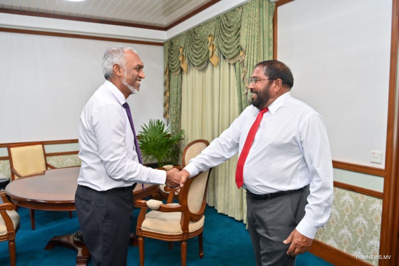 ޖޭޕީގެ ތާއީދު ޕީއެންސީގެ ކެނޑިޑޭޓުންނަށް!