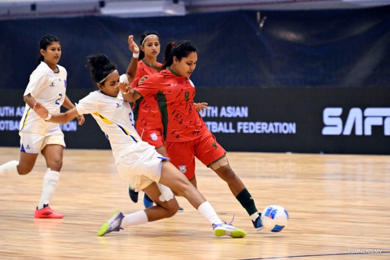 ފަހަތުން އަރާ ލަންކާ ބަލިކޮށް ބަންގްލަދޭޝް އެއްވަނައަށް