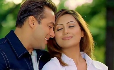 ބޮލީވުޑްގެ ކުރީގެ ބަތަލާ ރިމީ މިހާރު ރަސްކަން ކުރަނީ ރިއަލްއެސްޓޭޓް ވިޔަފާރީގައި