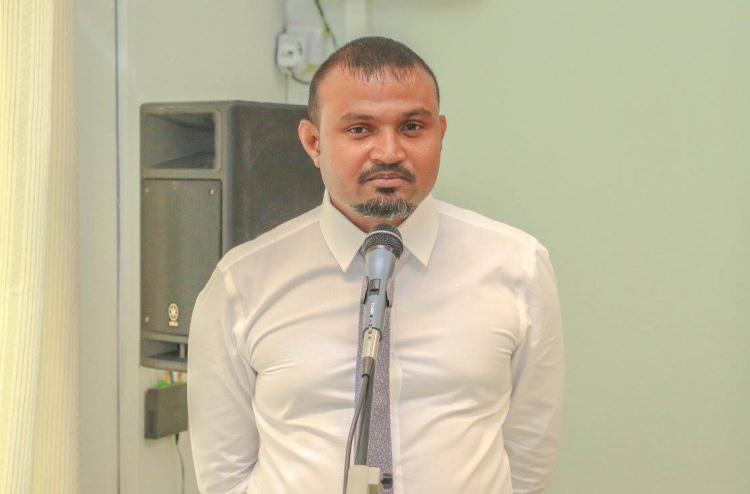 މޯލްޑިވް ގޭސްގެ ކުރީގެ އެމްޑީ މައުމޫންގެ މައްޗަށް ހުކުމް އިއްވުން ފަސްކޮށްފި