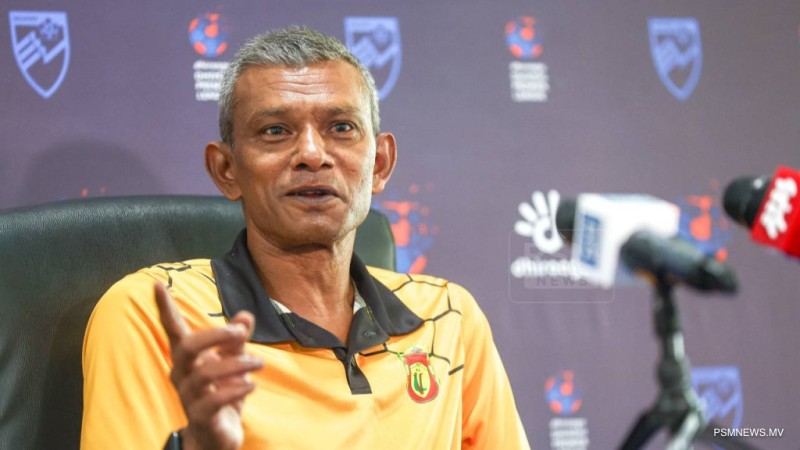 ފުޓްސަލްއާއި ފުޓުބޯޅަ އެއް ނުކުރޭ: ނަޒީހު