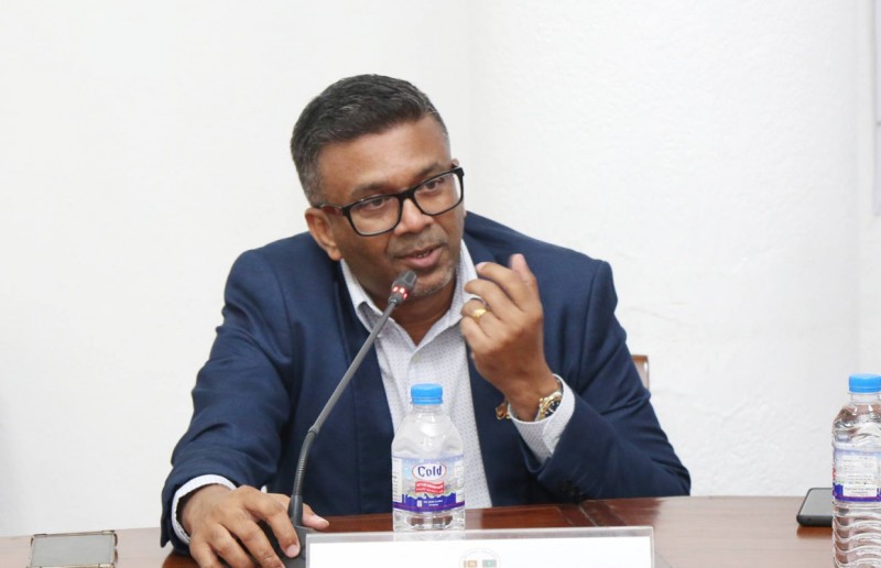 "ލަންކާއަށް އަހަރަކު 129 މިލިއަން ޑޮލަރު ރާއްޖޭން ބޭރުކުރޭ، އިތުރަށް ފުރުސަތު ހޯދަންޖެހޭ"