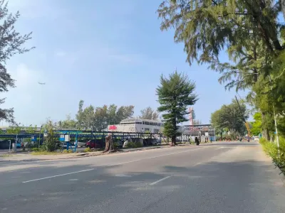 ހުޅުމާލެ ފިތުރޯނު މަގު