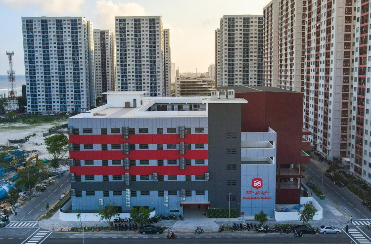 ކޮންޓްރެކްޓާ ފައިނޭންސް އުސޫލުން އާރުސީސީން އިމާރާތް ކޮށްދިން އާ ސްކޫލް ހަވާލުކޮށްފި