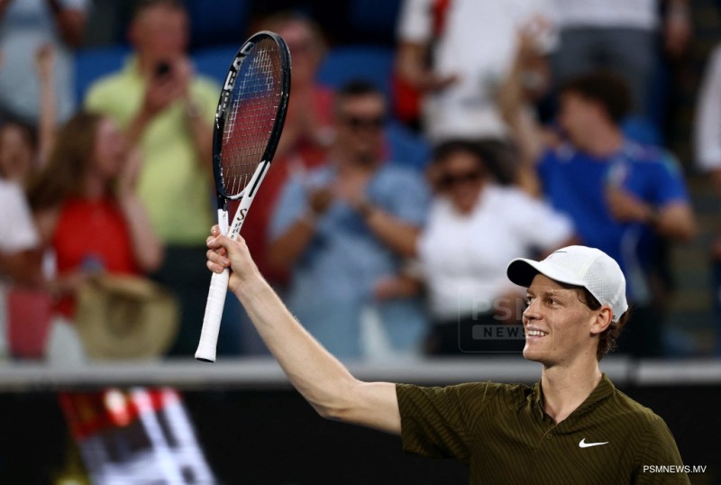 ސިނާގެ އިތުރުން ސްވިއަޓެކް އާއި ސަބަލެންކާ ކުއާޓަރ ފައިނަލަށް