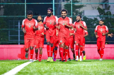 ޤައުމީ ފުޓްސަލް ޓީމް: ހުރަސްތަކާއި އަޑިގަނޑުތައް ގިރާކޮށް، ރަސްކަމުގެ ތަޚުތަށް