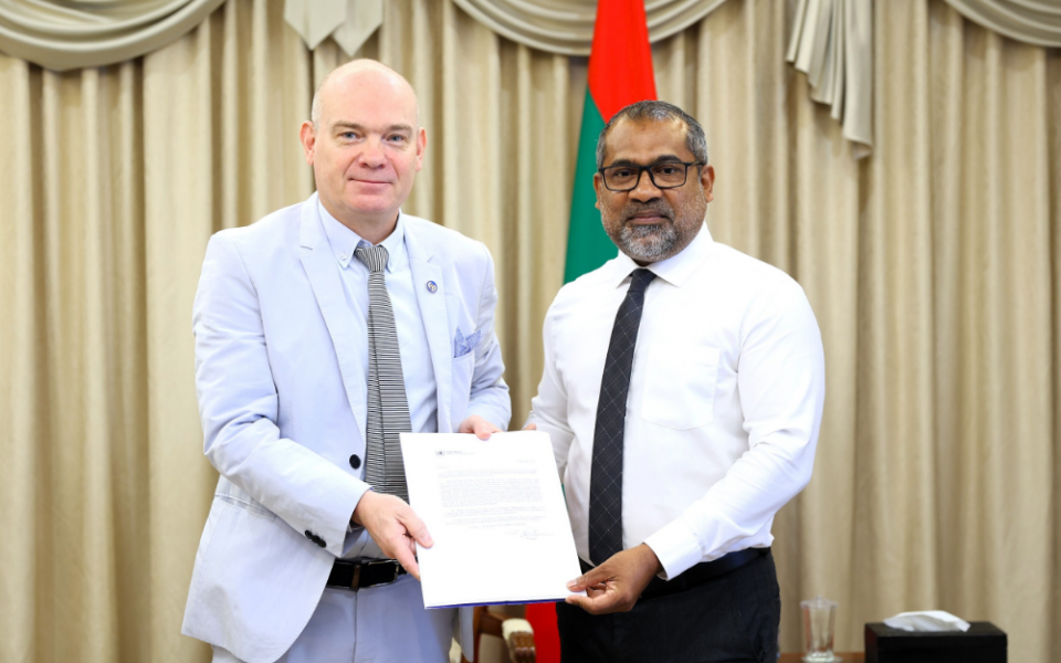 ޔޫއެންއޯޑީސީގެ ރީޖަނަލް ރެޕްރެޒެންޓެޓިވްގެ ފަތްކޮޅު މިނިސްޓަރު ޚަލީލަށް ހުށަހަޅުއްވައިފި