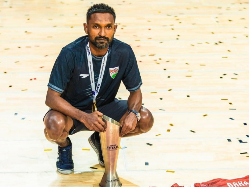 ފުޓްސަލްގެ ކާމިޔާބީ އުމެއިރު ހާއްސަކުރީ، ބަކާ، ސާންތި، އިފްރާހަށް