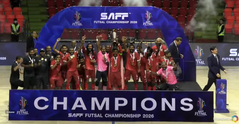 ފުޓްސަލް ރަސްގެފާނުގެ ގޮތުގައި ރާއްޖެއިން ރަން ތަށި އުފުލާލައިފި