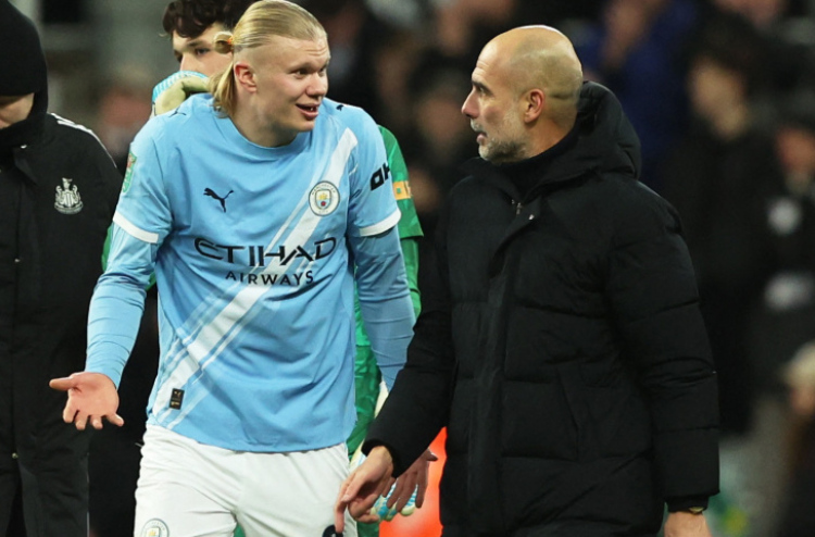 ހާލަންޑަށް ކުރިމަތިވެފައިވާ ގޮންޖެހުންތަކުގެ ޒިންމާ ސިޓީގެ އެހެން ކުޅުންތެރިންގެ ބޮލަށް