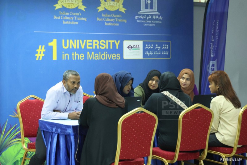 އެމްއެންޔޫގައި 125 ކޯސް، 4000 ޖާގަ