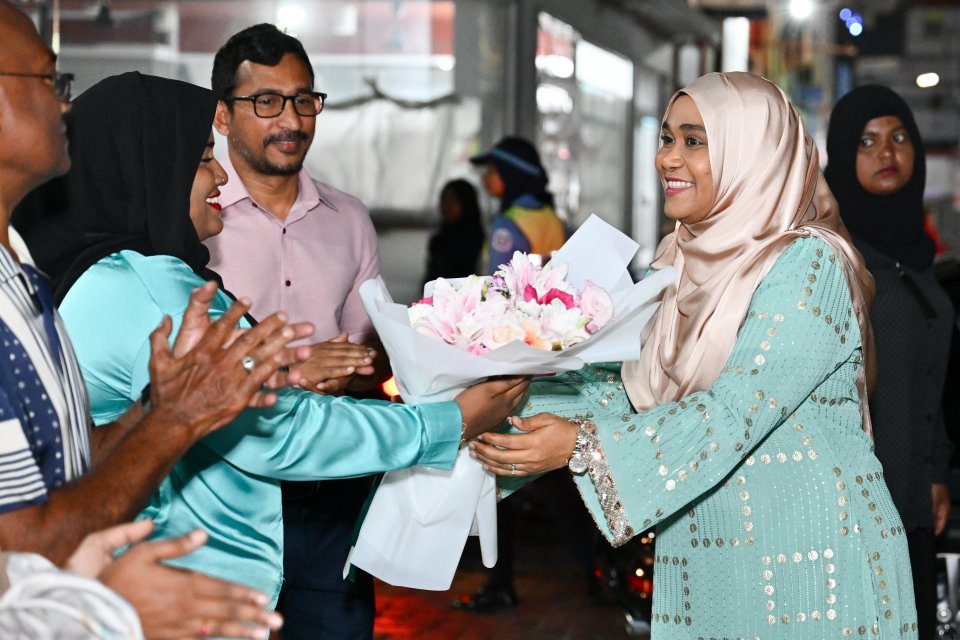 ސަރުކާރާ ދެކޮޅު ކައުންސިލަރުން ހޮވައިފިނަމަ، ހުރިހާ ރައްޔިތުންނަށް އެކަމުގެ ގެއްލުންވާނެ: ސާޖިދާ