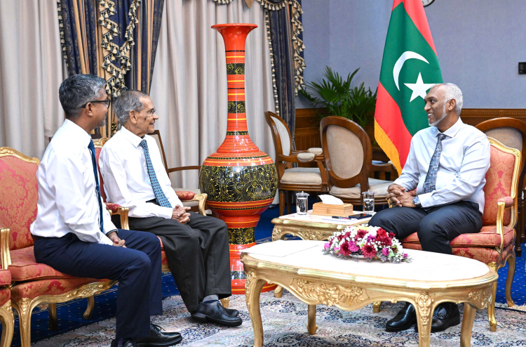 ޑރ. ޒާހިރަކީ ތައުލީމީ ދާއިރާގެ ކުރިއެރުމަށް އިހުލާސްތެރި މަސައްކަތްތަކެއް ކުރެއްވި ބޭފުޅެއް: ރައީސް