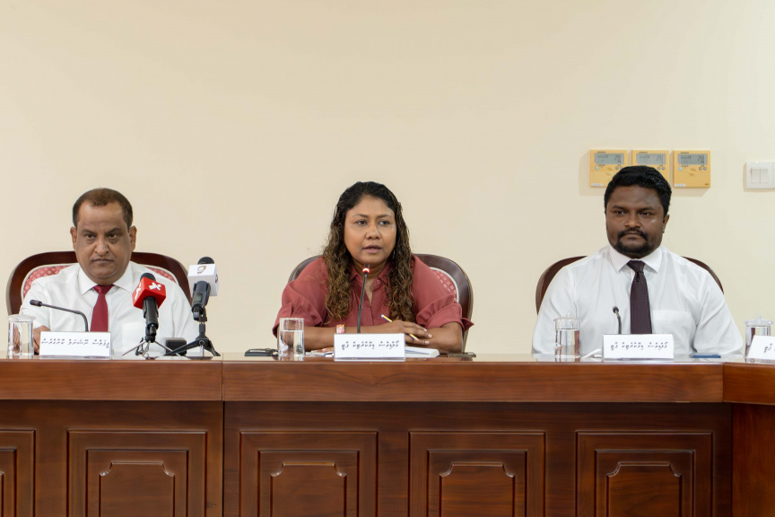 ޕީއެންސީ ފިޔަވައި އެހެން ޕާޓީތަކުން އެދެނީ، ދެ އިންތިޚާބު އެއްކޮށްލަން ނަގާ ވޯޓު ފަސްކުރަން