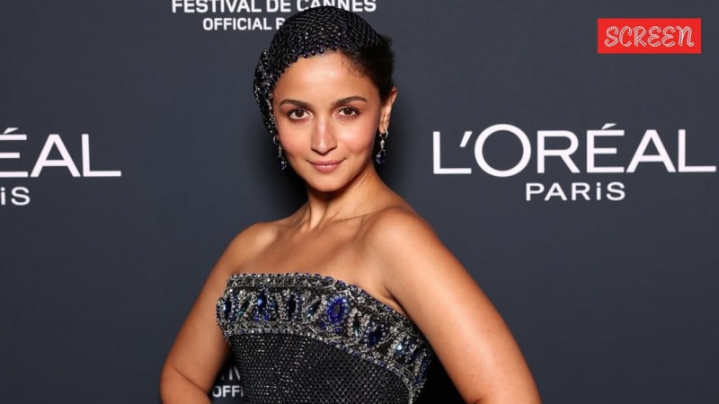 އާލިއާ، އެމެޒޯން ޕްރައިމް ވީޑިއޯއާ ގުޅިގެން ފިލްމެއް ގެނެސްދެނީ