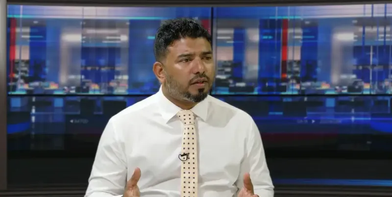 މިނިވަން މުސްތަގިއްލު މުއައްސަސާތައް މިއަދު ތިބީ ސަރުކާރުގެ ނުފޫޒަށް ތަބާވެގެން ސަރުކާރު ދިފާއުކުރުމުގައި: ވަހީދު